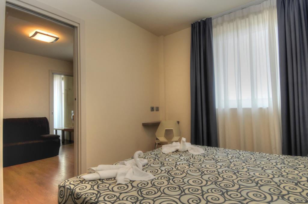 Hotel Pasha Lignano Sabbiadoro Luaran gambar