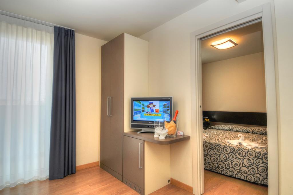 Hotel Pasha Lignano Sabbiadoro Luaran gambar