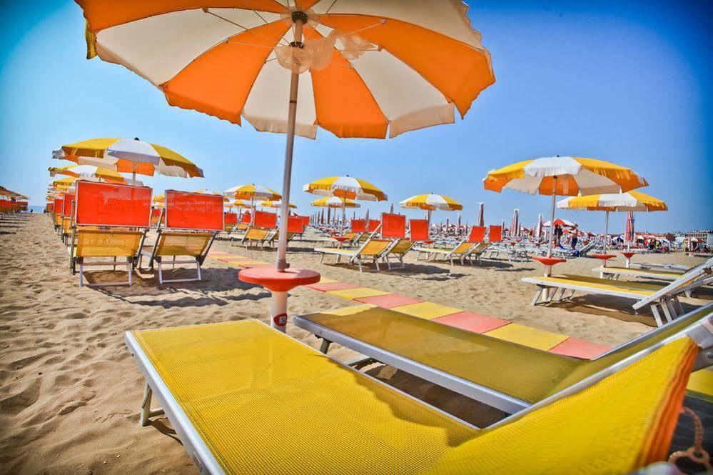 Hotel Pasha Lignano Sabbiadoro Luaran gambar
