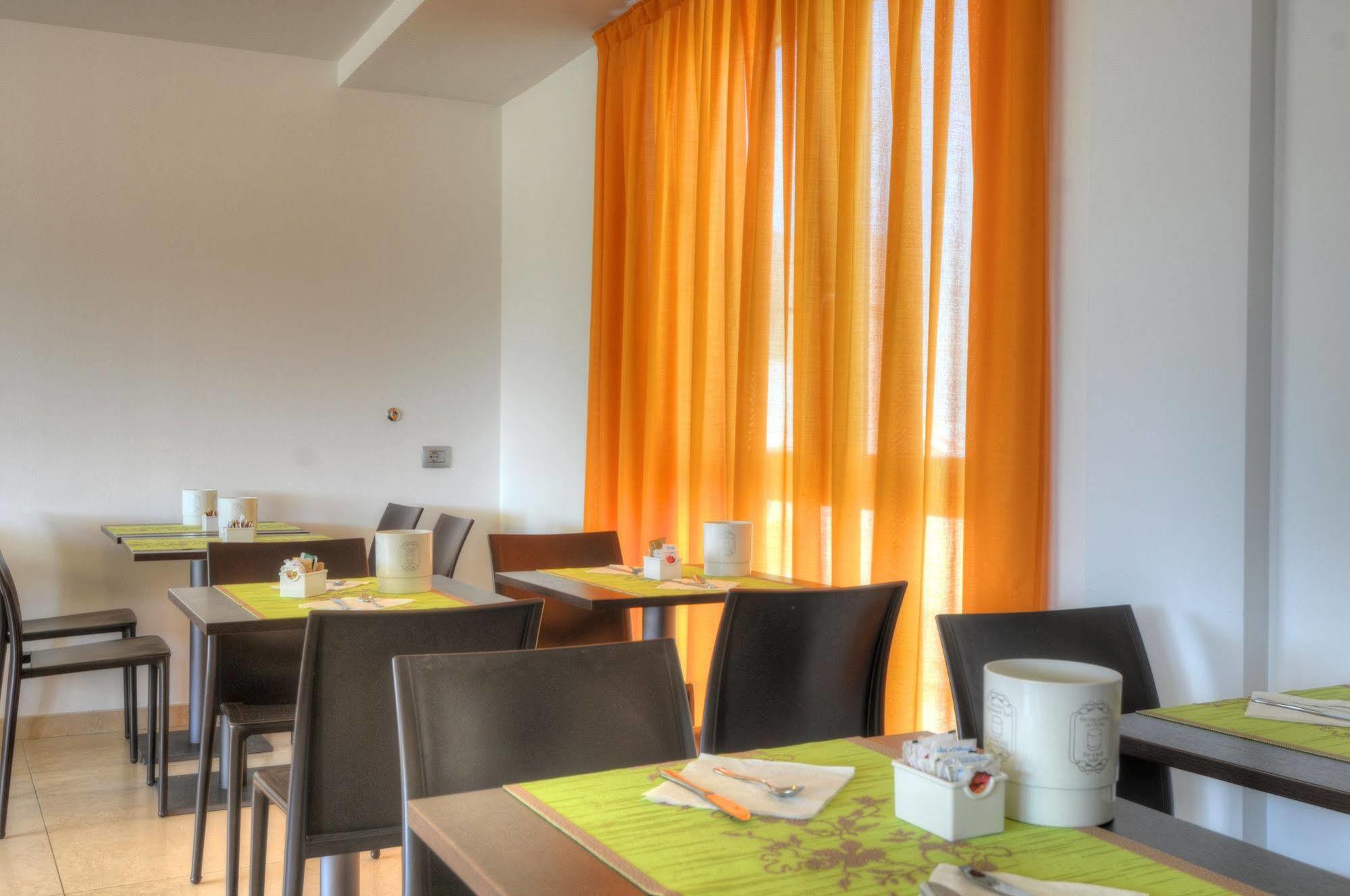 Hotel Pasha Lignano Sabbiadoro Luaran gambar