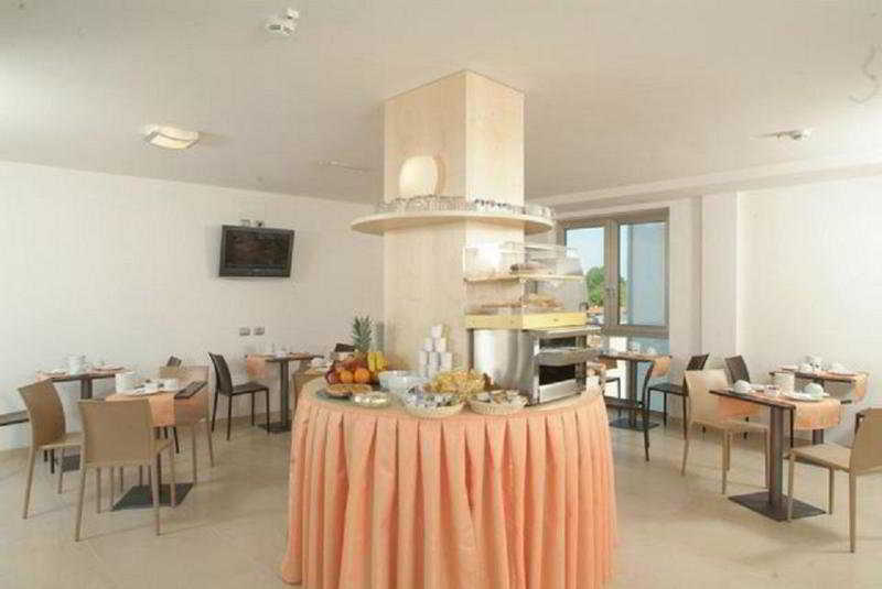 Hotel Pasha Lignano Sabbiadoro Luaran gambar